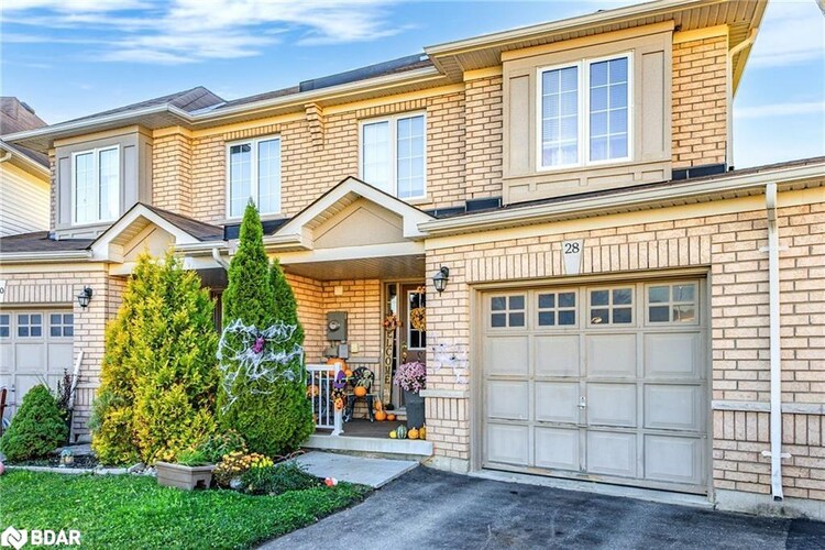 28 Lancaster Court, Barrie, ON, Innis-Shore