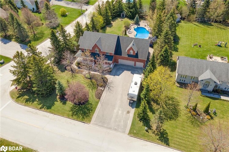 2 Evergreen Lane, Essa, ON, Thornton