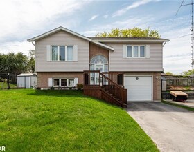 628 Wayne Crescent, Simcoe, ON , MLS #40729444 , Image - 1
