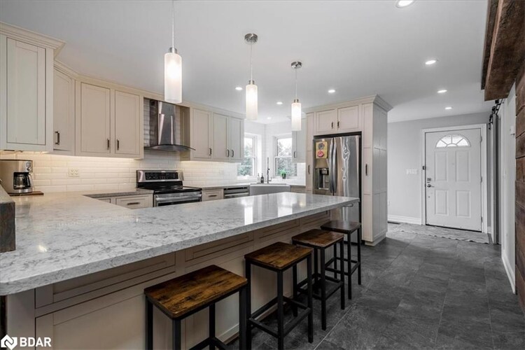 2233 Fourth Line, Innisfil, ON, Churchill