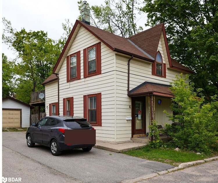 4 East Street, Barrie, ON, Wellington