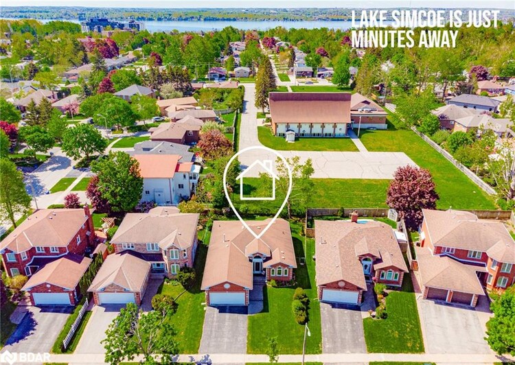 85 Arthur Avenue, Barrie, ON, Grove East