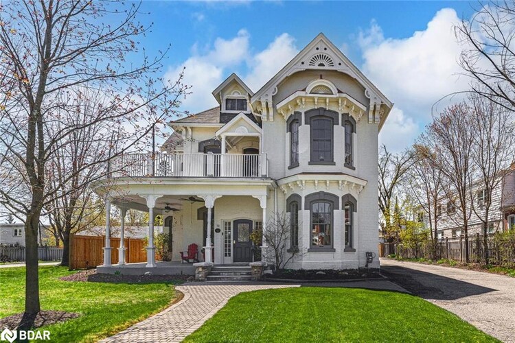 72 High Street, Barrie, ON, Queen's Park