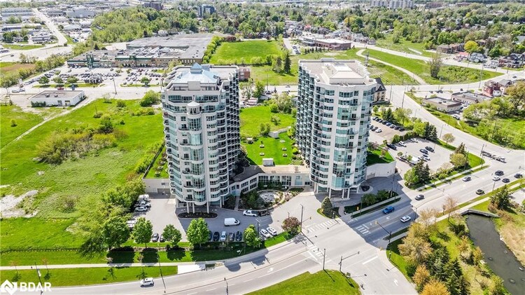 6 Toronto Street, Barrie, ON, City Centre