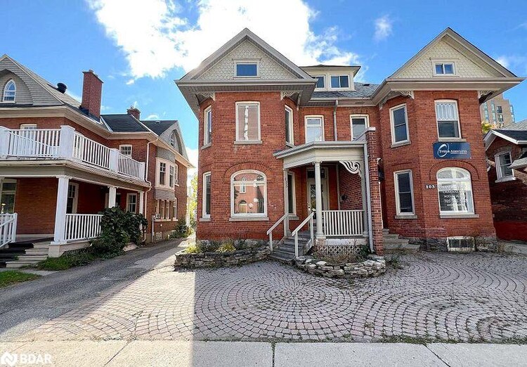 105 Collier Street, Barrie, ON, City Centre