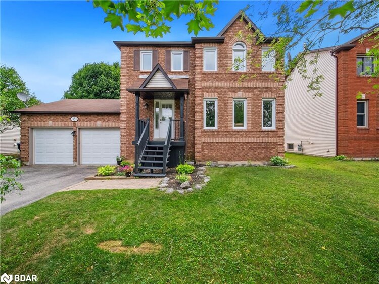 8 Darren Drive, Essa, ON, Angus