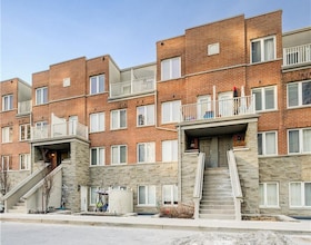 5 Richgrove Drive, Toronto, ON , MLS #40705912 , Image - 1