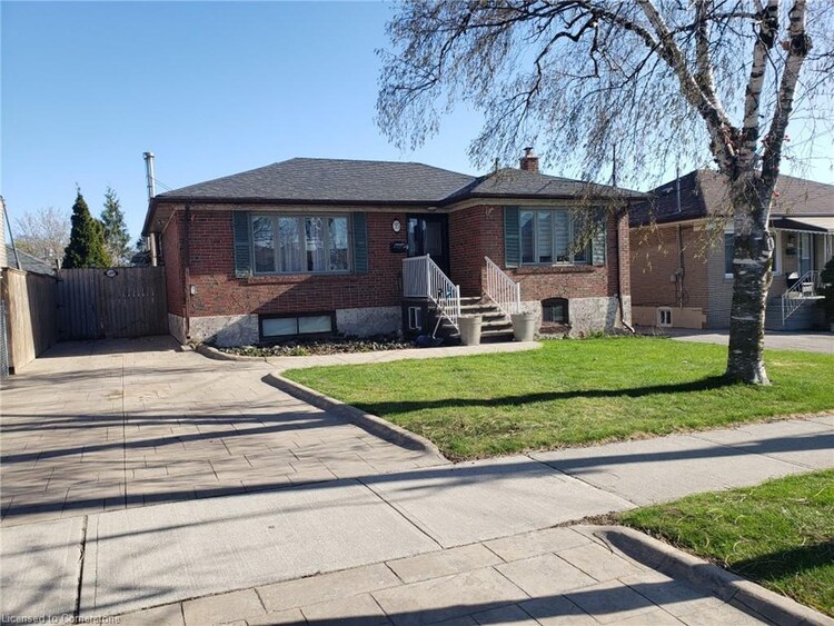 35 Marcia Avenue, W04, ON, Yorkdale-Glen Park