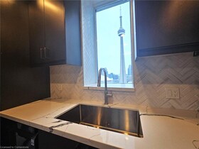 8 York Street, Toronto, ON , MLS #40746047 , Image - 1