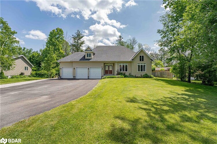 3545 Timberline Avenue, Severn, ON, West Shore