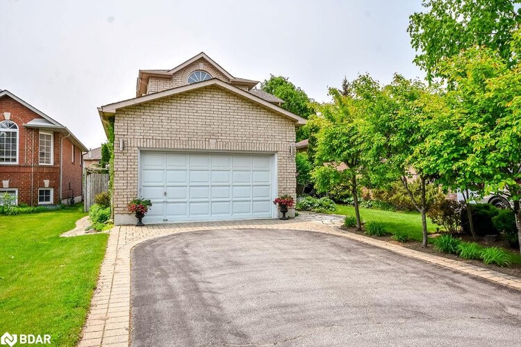 19 Taylor Drive, Barrie, ON, Bayshore