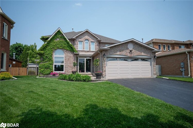 10 Gordon Court, Barrie, ON, West Bayfield