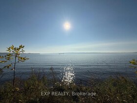 671 North Shore Drive E, Peterborough, ON
