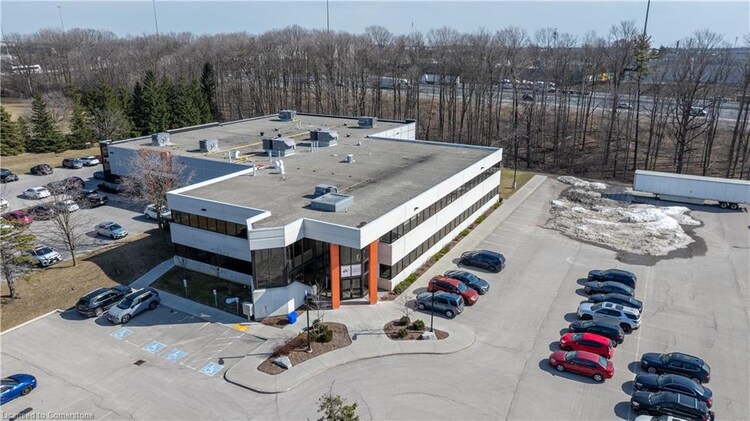 360 Holiday Inn Drive, Cambridge, ON, 