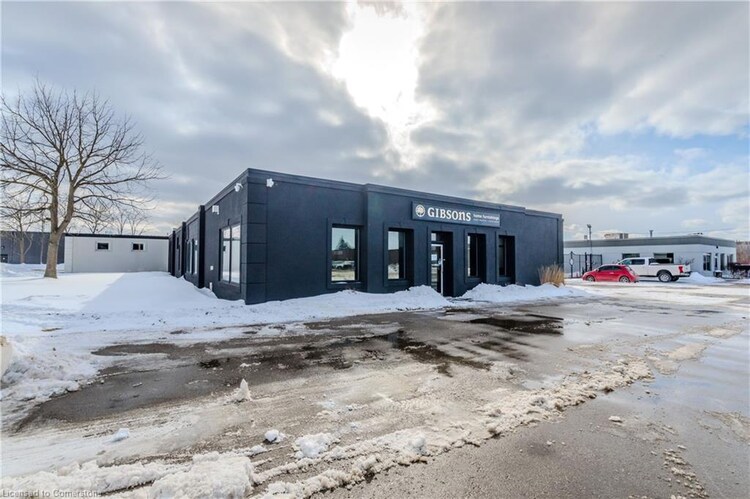 25 Northfield Drive W, Waterloo, ON, 