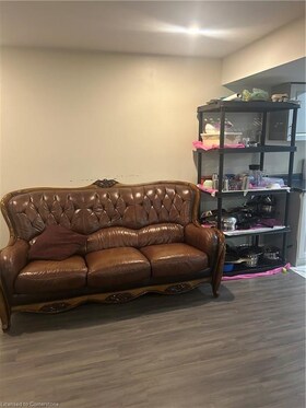 31 Frontier Drive, Waterloo, ON , MLS #40697236 , Image - 1