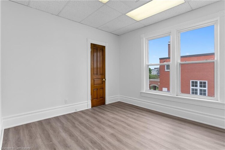 18 Weber Street W, Kitchener, ON, 