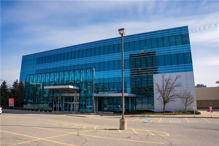 50 Westmount Road N, Waterloo, ON, 