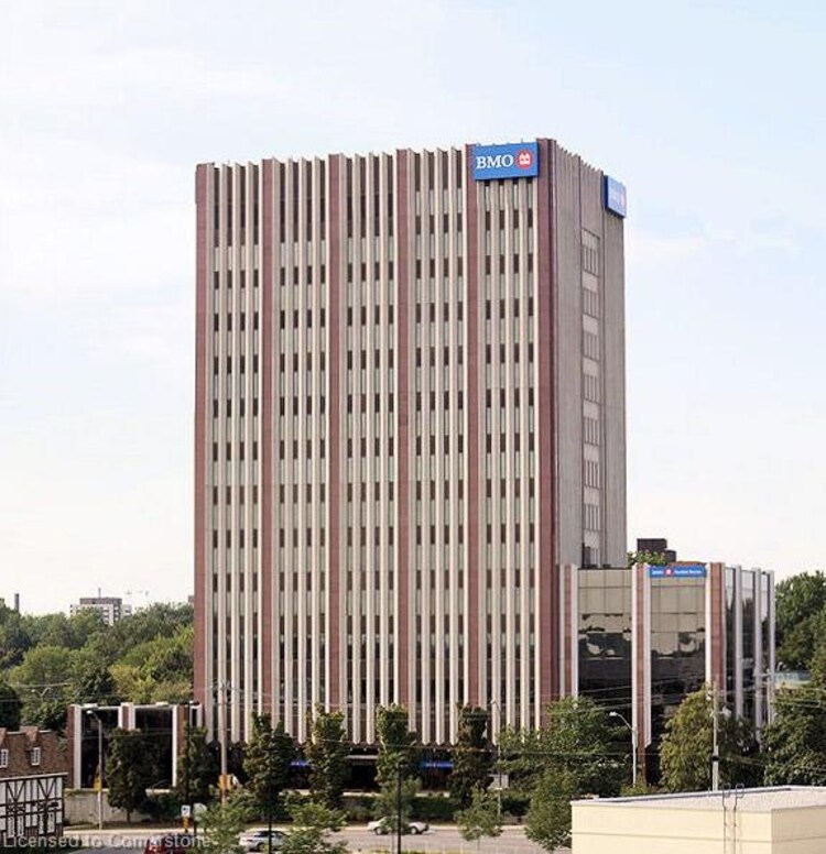 20 Erb Street W, Waterloo, ON, 