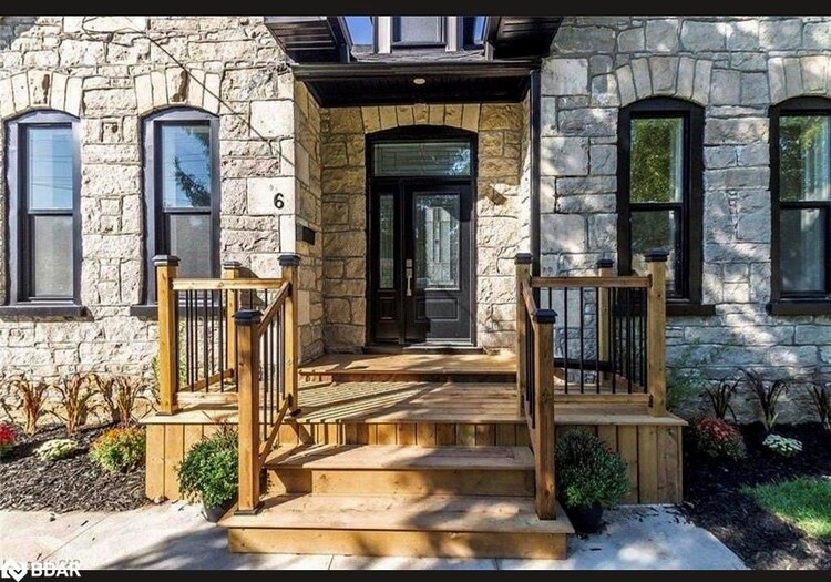 6 Elgin Street N, Cambridge, ON, 