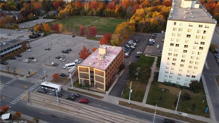 824 King Street W, Kitchener, ON, 