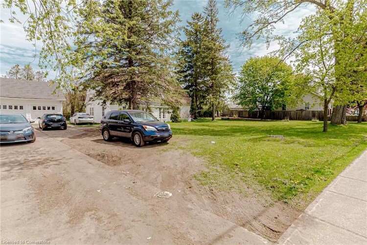 1701 King Street E, Cambridge, ON, 