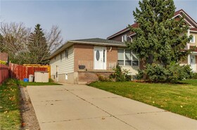 8 Sekura Place, Waterloo, ON , MLS #40726657 , Image - 1