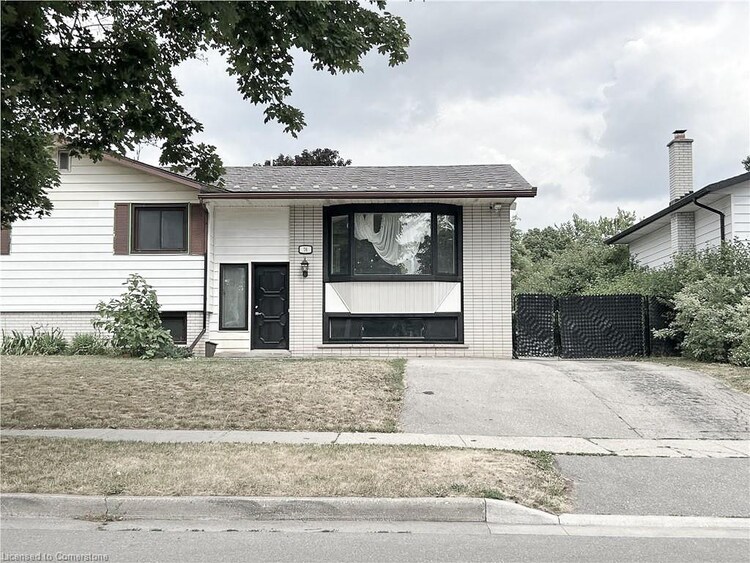 76 Montcalm Drive, Kitchener, ON, 