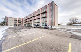 301 Westmount Road W, Waterloo, ON , MLS #40736131 , Image - 1