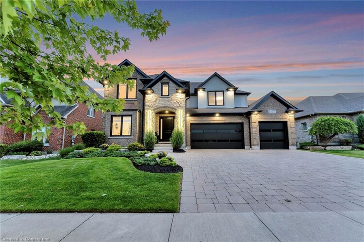 537 Deer Ridge Drive, Kitchener, ON, 