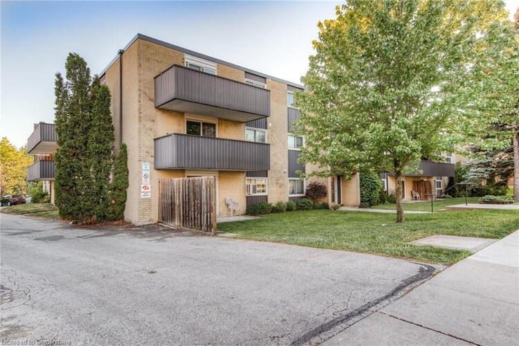 75 Hazelglen Drive, Kitchener, ON, 