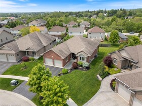 127 Gerber Meadows Drive, Waterloo, ON , MLS #40739262 , Image - 1