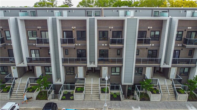 1430 Highland Road W, Kitchener, ON, 