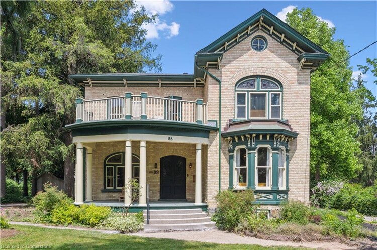 88 William Street W, Waterloo, ON, 