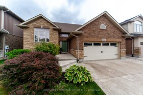5826 Fiddlehead Lane, Niagara, ON