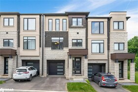 290 Equestrian Way, Waterloo, ON , MLS #40746316 , Image - 1