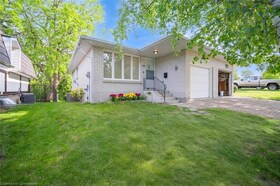 196 Millwood Crescent, Waterloo, ON , MLS #40748604 , Image - 1