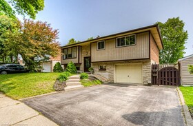 11 Coach Hill Drive, Waterloo, ON , MLS #40738934 , Image - 1