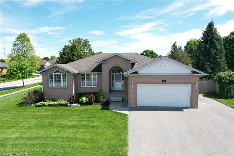 17 St Boniface Drive, Woolwich, ON, 