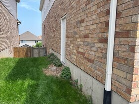 580 Activa Avenue, Waterloo, ON , MLS #40740423 , Image - 1