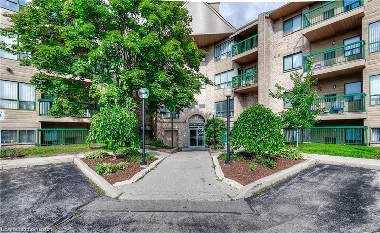 15 Hofstetter Avenue, Kitchener, ON, 