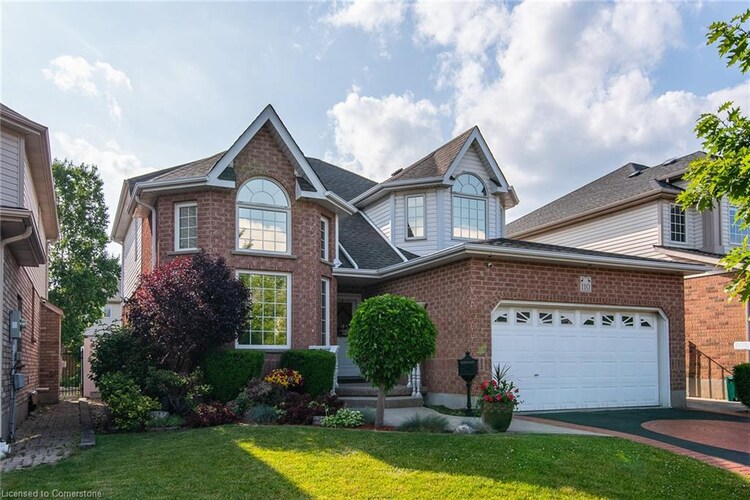 110 Deer Ridge Drive, Kitchener, ON, 