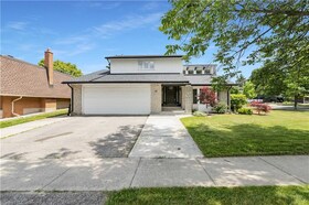 20 Blue Spruce Court, Waterloo, ON , MLS #40748443 , Image - 1