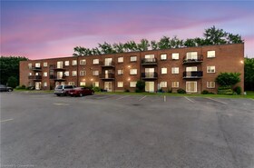 456 Carlton Street, Niagara, ON , MLS #40750729 , Image - 1