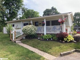 18 Hawthorne Drive, Simcoe, ON , MLS #40719705 , Image - 1