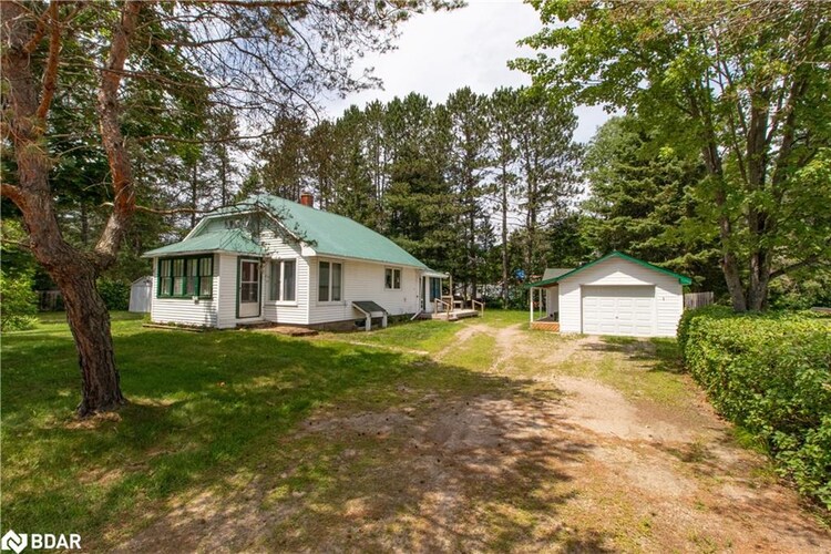 152 Ottawa Avenue, South River, ON, 