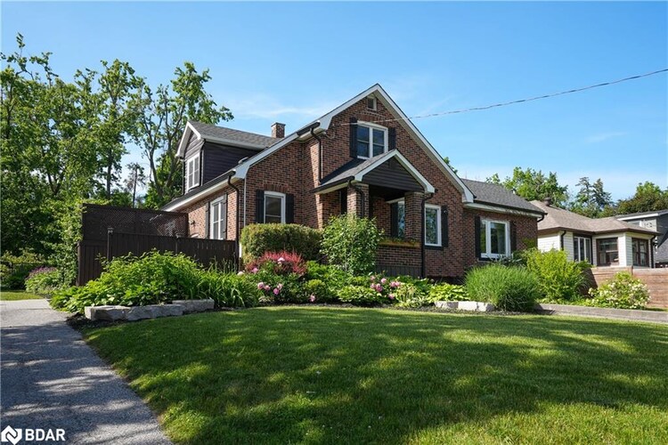 36 Dalton Street, Barrie, ON, Queen's Park