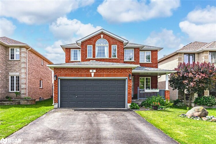 9 Buggs Gate, Barrie, ON, Georgian Drive
