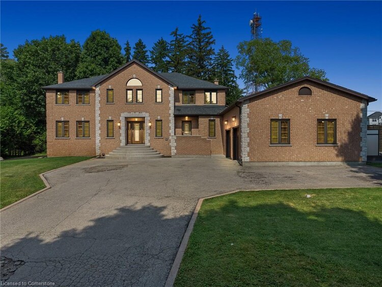 422 Pinnacle Drive, Kitchener, ON, 