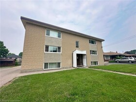 24 Cait Avenue, Waterloo, ON , MLS #40743601 , Image - 1